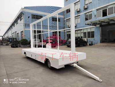 1675301792888349.jpg 2.2噸固定式LED廣告拖車I.jpg