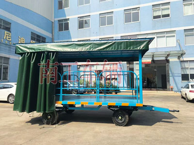 1725502206230262.jpg 5噸雨篷平板拖車護(hù)欄可拆型牽引工具拖車3I.jpg