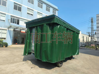 1725502226880294.jpg 5噸雨篷平板拖車護(hù)欄可拆型牽引工具拖車5I.jpg