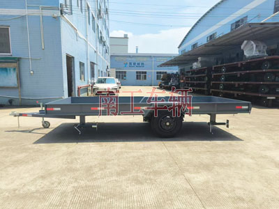 1728458638970623.jpg ATV拖車(chē)0.8噸輕型鐵板實(shí)心護(hù)欄全掛車(chē)4I.jpg