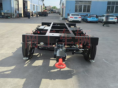 6.5噸自走式電動(dòng)拖車底盤 電動(dòng)平板車I.jpg