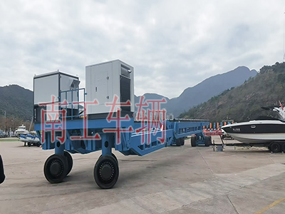 100噸重型游艇拖車(chē) 船體拖車(chē)I.jpg