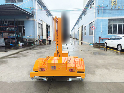 0.5噸小型LED交通誘導(dǎo)屏道路指示牌交通警示工具拖車3I.jpg