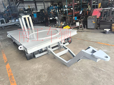 1759023204754941.jpg 5噸牽引平板拖車(chē) 帶上裝架1I.jpg